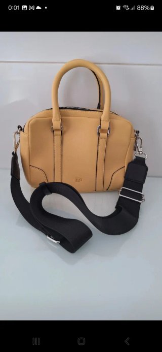 Bolso amarillo pastel