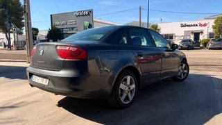 SEAT Exeo 2013