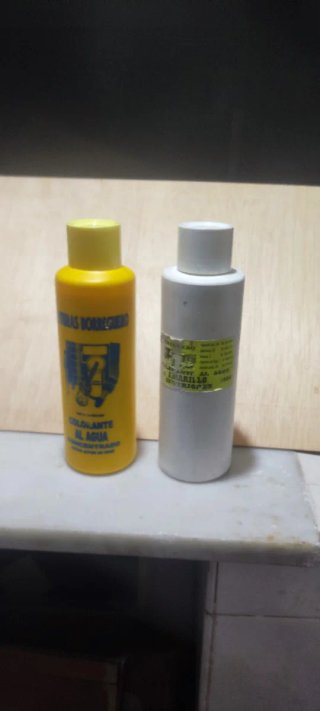 Colorante al agua Amarillo 1L. Otro de regalo.