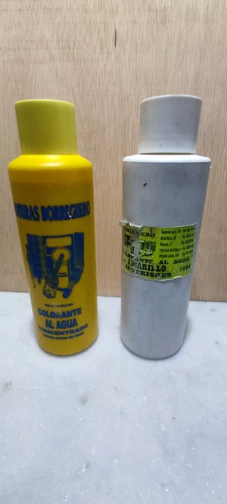Colorante al agua Amarillo 1L. Otro de regalo.