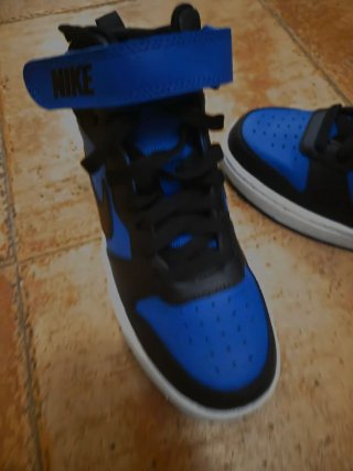 Zapatillas Nike 36.5 Costaron 75e Sin estrenar