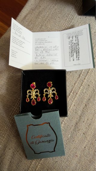 Pendientes Oro 9k,Rubíes 6.75ct, Diamantes 0,32ct