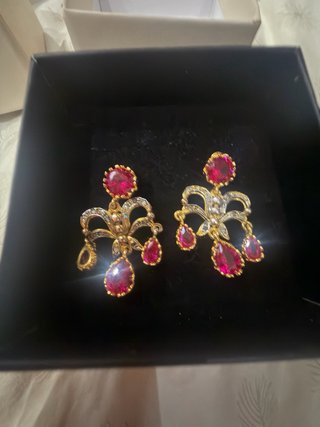 Pendientes Oro 9k,Rubíes 6.75ct, Diamantes 0,32ct