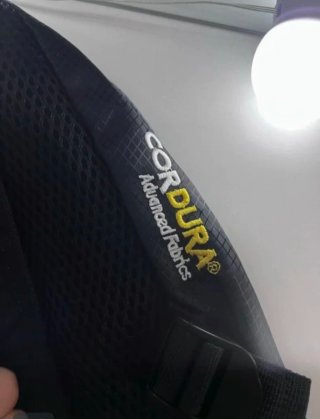 Mochila Supreme Negra Reign 23