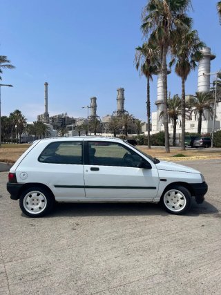 Renault Clio 1.8 S 95cv