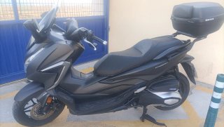 Honda Forza 350 Maxi Scooter Negra/Gris