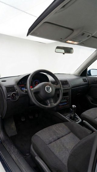 Volkswagen Golf 2002