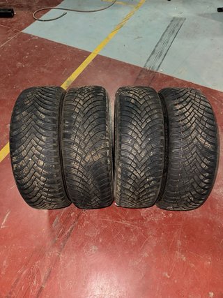 Ruedas 205/55R16.