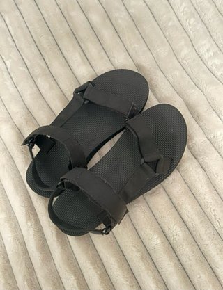 Sandalias Negras