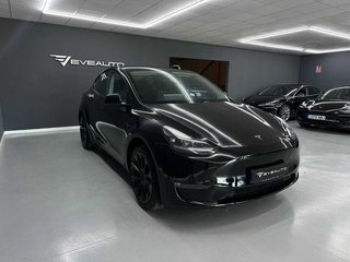 Tesla Model Y RWD tracción trasera acabado Premium