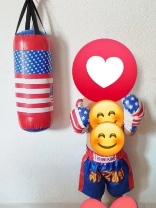 Saco de Boxeo y Guantes Infantiles
