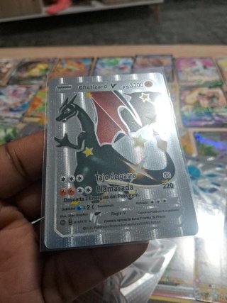 Carta Pokémon Charizard V Réplica