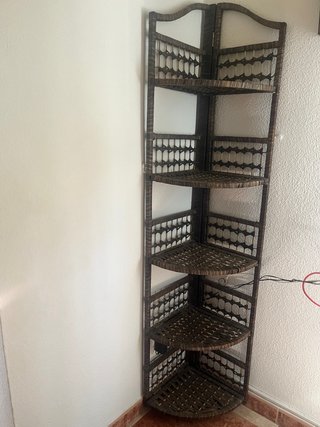 Estantería de Esquina de Ratán