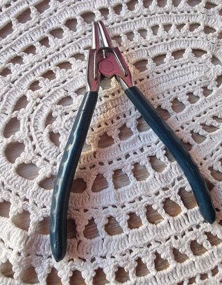 Alicate para Circlips o Grupillas