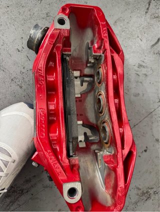 Frenada Akebono 6 pistones Audi RS