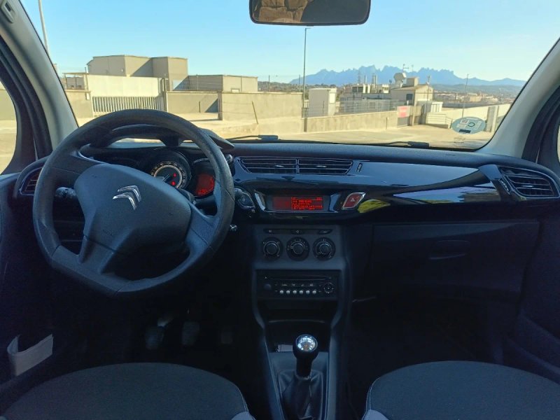 Citroën C3 0.9 PureTech Live Edition 2016, foto 8
