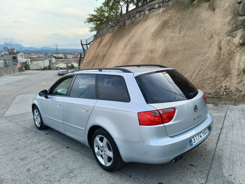 SEAT Exeo 2.0 TDI CR Sport Ecomotive 2012, foto 4