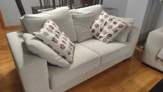 Set divani 3 e 2 posti beige
