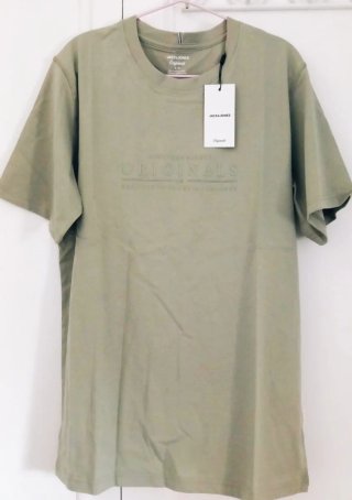 Camiseta Jack & Jones Verde Oliva Talla M