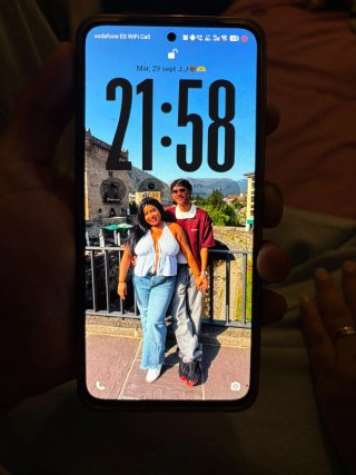 Teléfono Vivo V40 SE