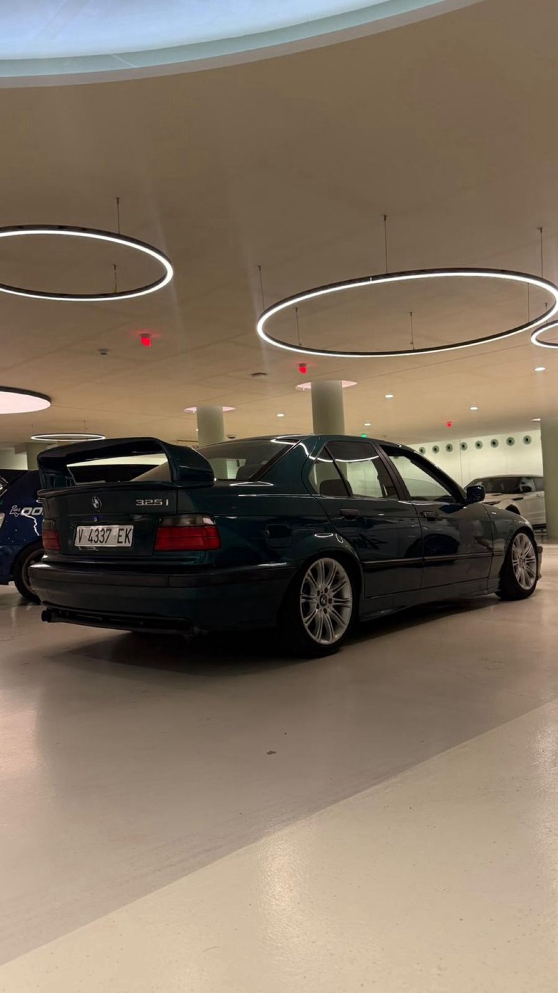 BMW Serie 3 1993, foto 3