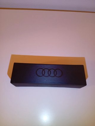 Funda de gafas Audi negra