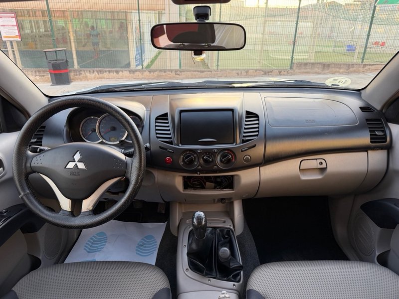 Mitsubishi L200 2009, foto 11