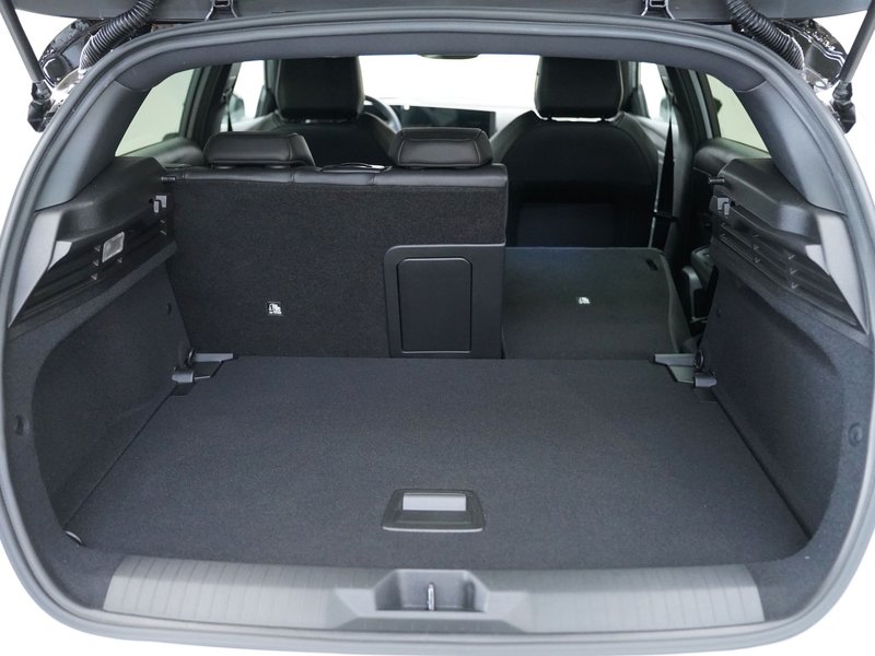 Opel Astra 2025, foto 12