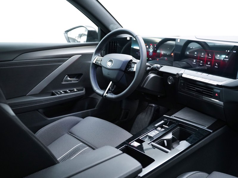 Opel Astra 2025, foto 17