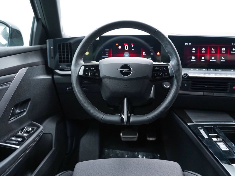 Opel Astra 2025, foto 18