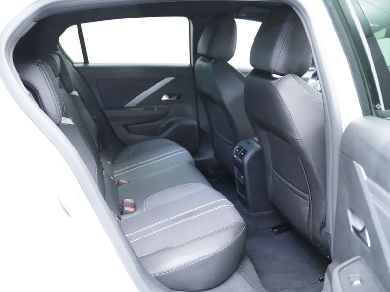 Opel Astra 2025, foto 20