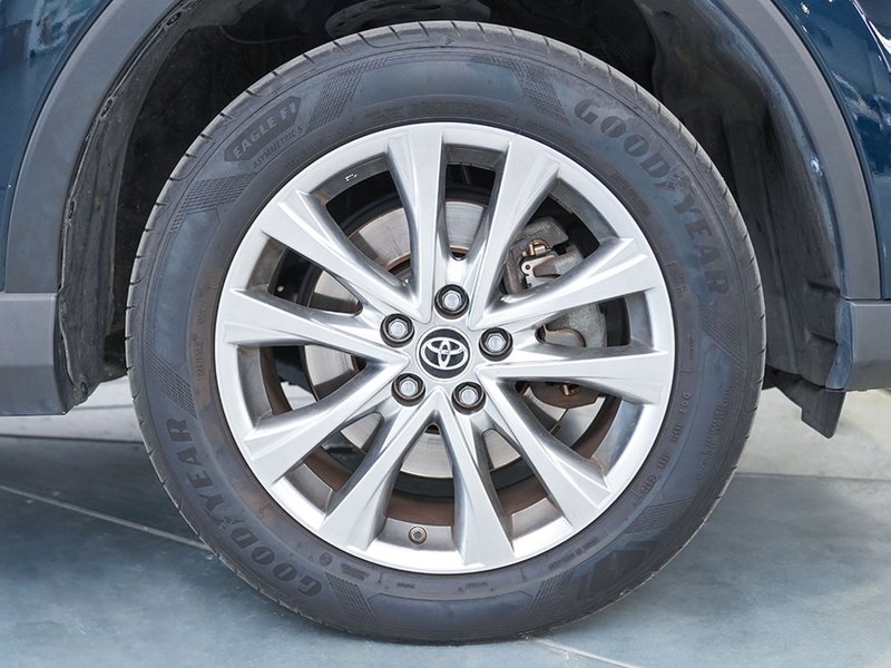 Toyota RAV4 2018, foto 7