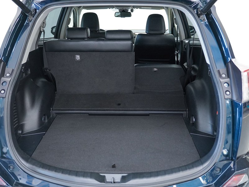 Toyota RAV4 2018, foto 12