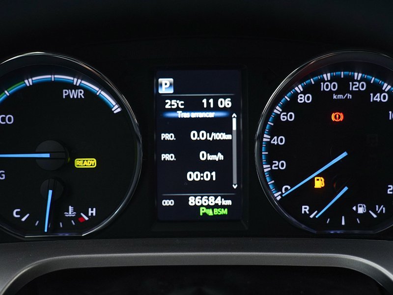 Toyota RAV4 2018, foto 23