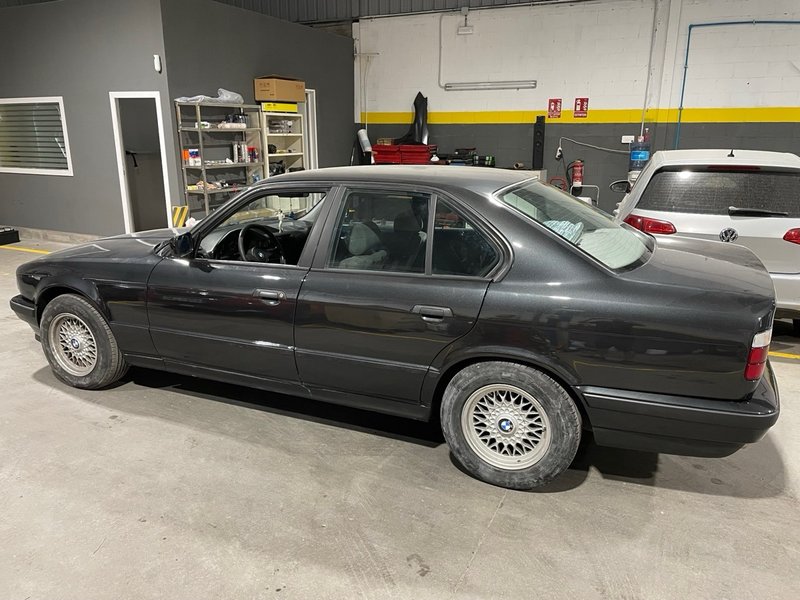 BMW Serie 5 1990, foto 2