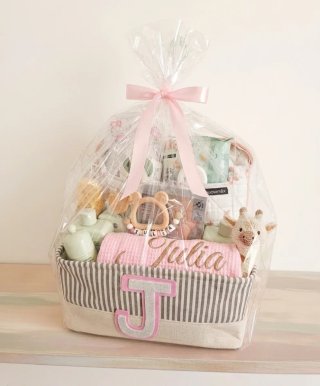Cesta de Regalo para Bebé Personalizada