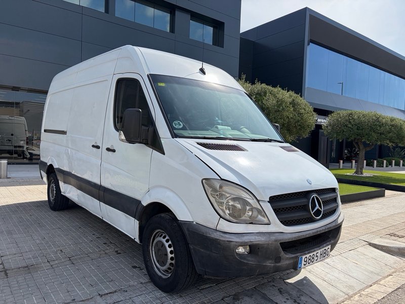 Mercedes-Benz 2011, foto 3