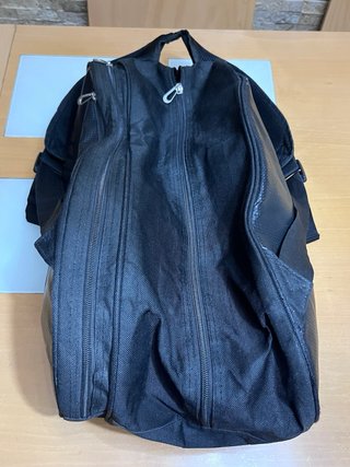 Paletero Bullpadel Negro
