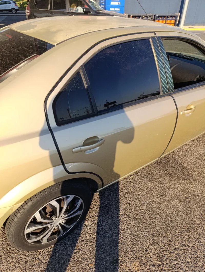 Ford Mondeo 2.0 TDCi Ghia 2007, foto 3