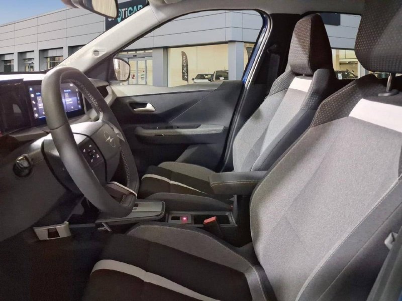 Opel Frontera 2025, foto 11