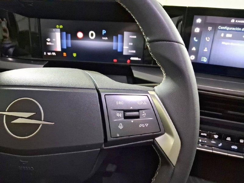 Opel Frontera 2025, foto 23