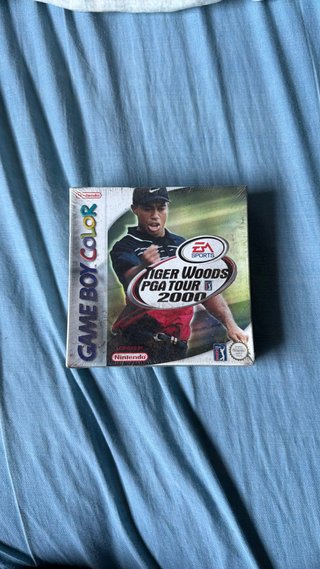 Tiger Woods PGA Tour 2000 Game Boy Color precintad