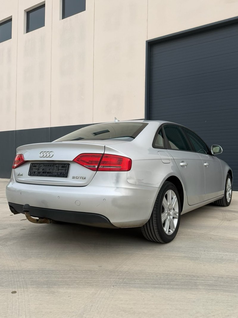 Audi A4 2.0 TDI DPF (2007) 2008, foto 4