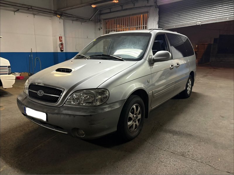 Kia Carnival 2.9 CRDI LX 2005, foto 1