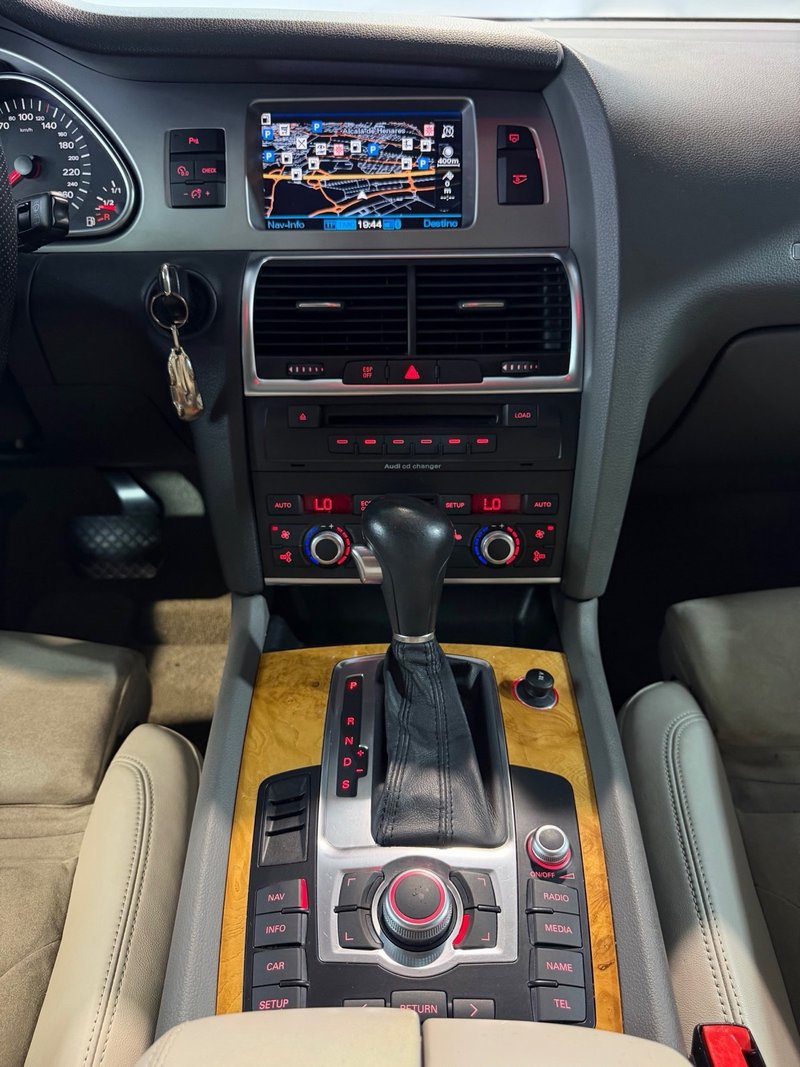 Audi Q7 2007, foto 13