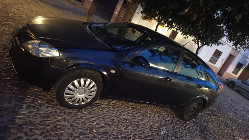 Nissan Primera Sedan 1.6 Visia 2004, foto 1