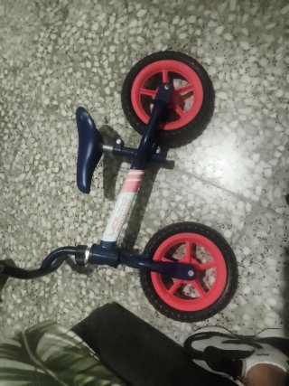 Bicicleta de equilibrio para niño