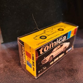 Tomica Nissan Skyline 2000GT-X #82
