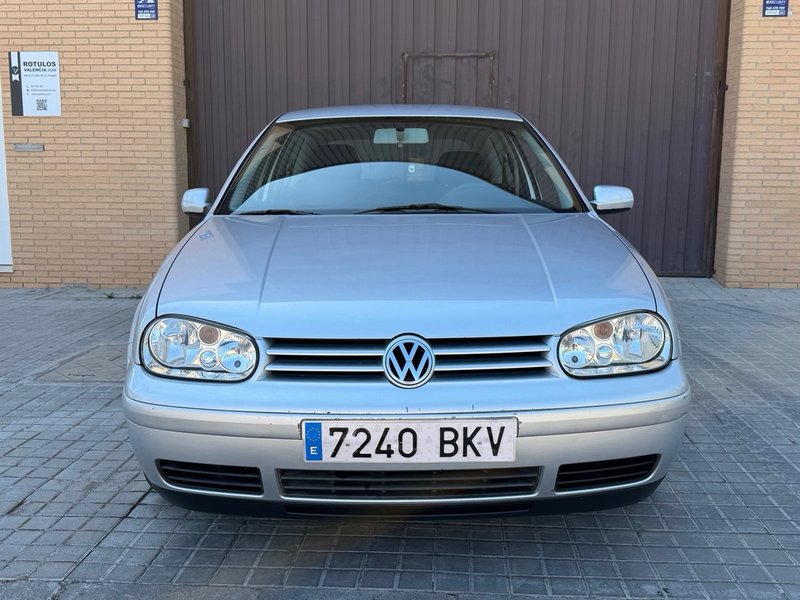 Volkswagen Golf 2002, foto 2