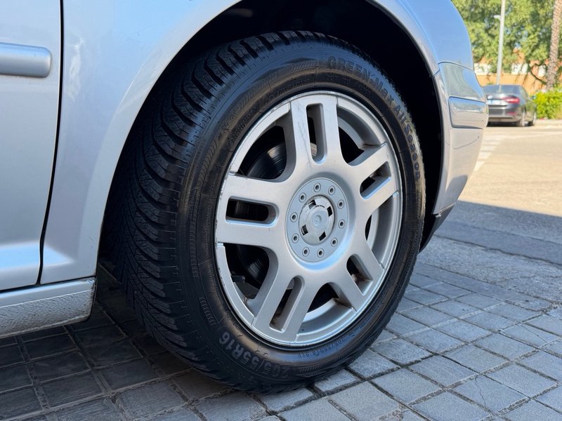 Volkswagen Golf 2002, foto 8